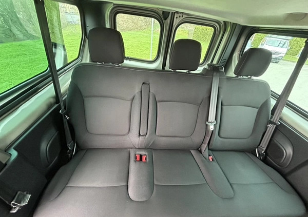 Renault Trafic cena 69900 przebieg: 230000, rok produkcji 2018 z Tarnów małe 436